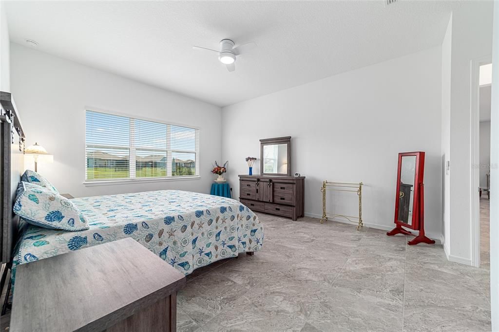 For Sale: $595,000 (3 beds, 3 baths, 2809 Square Feet)