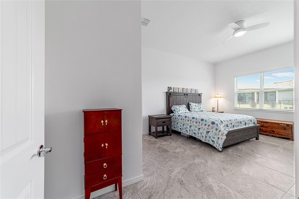 For Sale: $595,000 (3 beds, 3 baths, 2809 Square Feet)