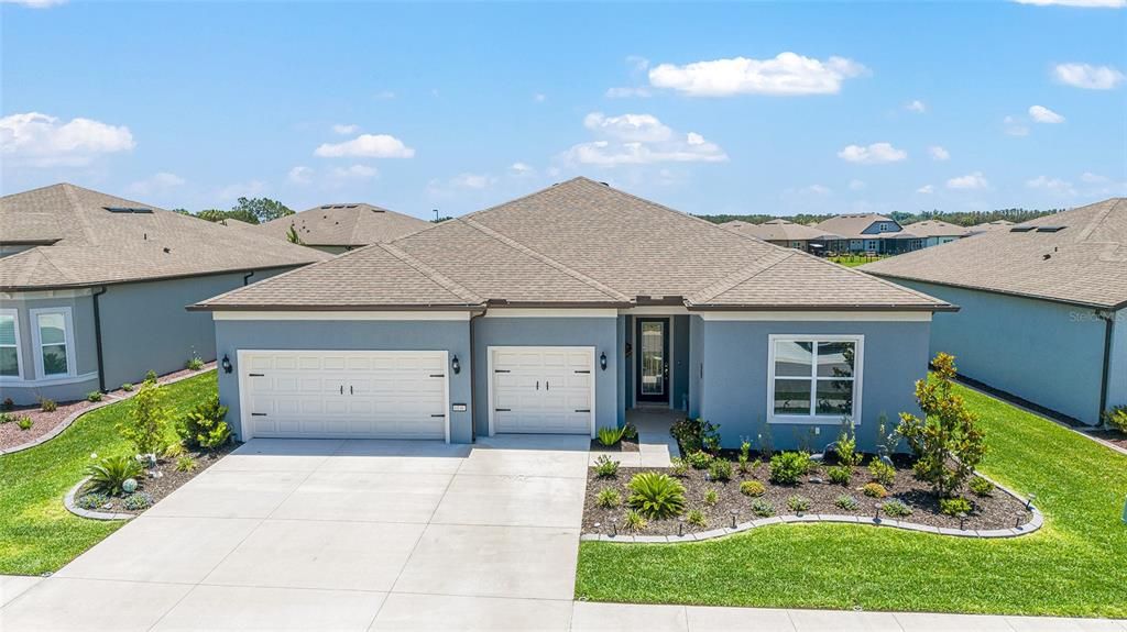 For Sale: $595,000 (3 beds, 3 baths, 2809 Square Feet)