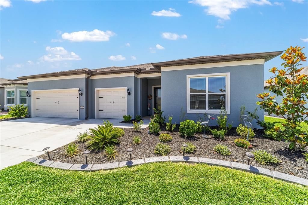 For Sale: $595,000 (3 beds, 3 baths, 2809 Square Feet)