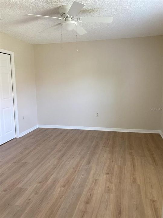 En Venta: $229,900 (3 camas, 2 baños, 1322 Pies cuadrados)