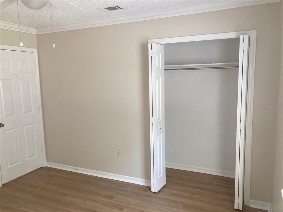 En Venta: $229,900 (3 camas, 2 baños, 1322 Pies cuadrados)