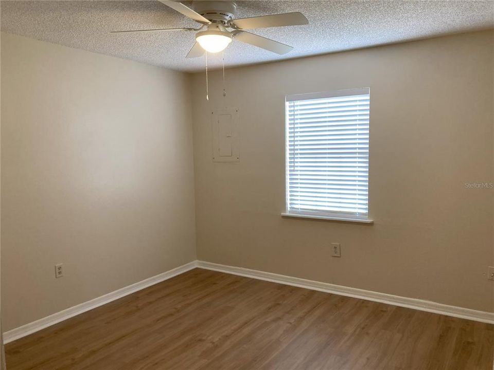 En Venta: $229,900 (3 camas, 2 baños, 1322 Pies cuadrados)