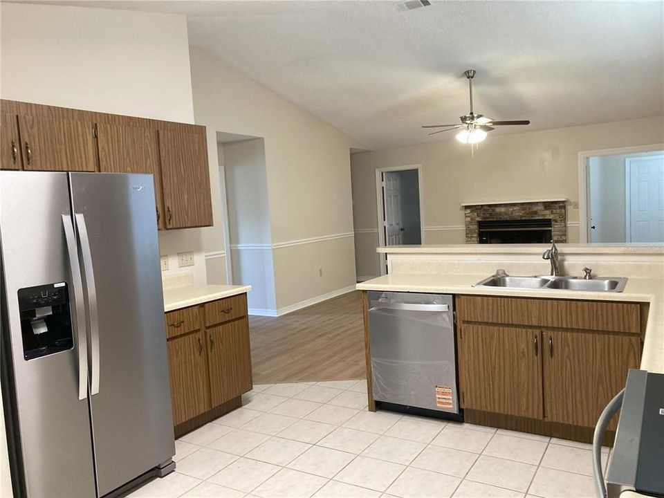 En Venta: $229,900 (3 camas, 2 baños, 1322 Pies cuadrados)