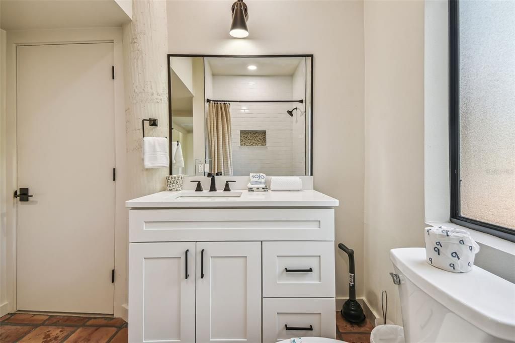 В аренду: $40,000 (5 спален, 5 ванн, 3503 Квадратных фут)