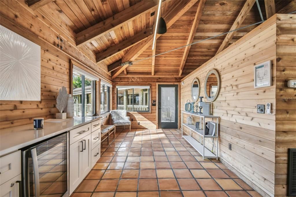 В аренду: $40,000 (5 спален, 5 ванн, 3503 Квадратных фут)