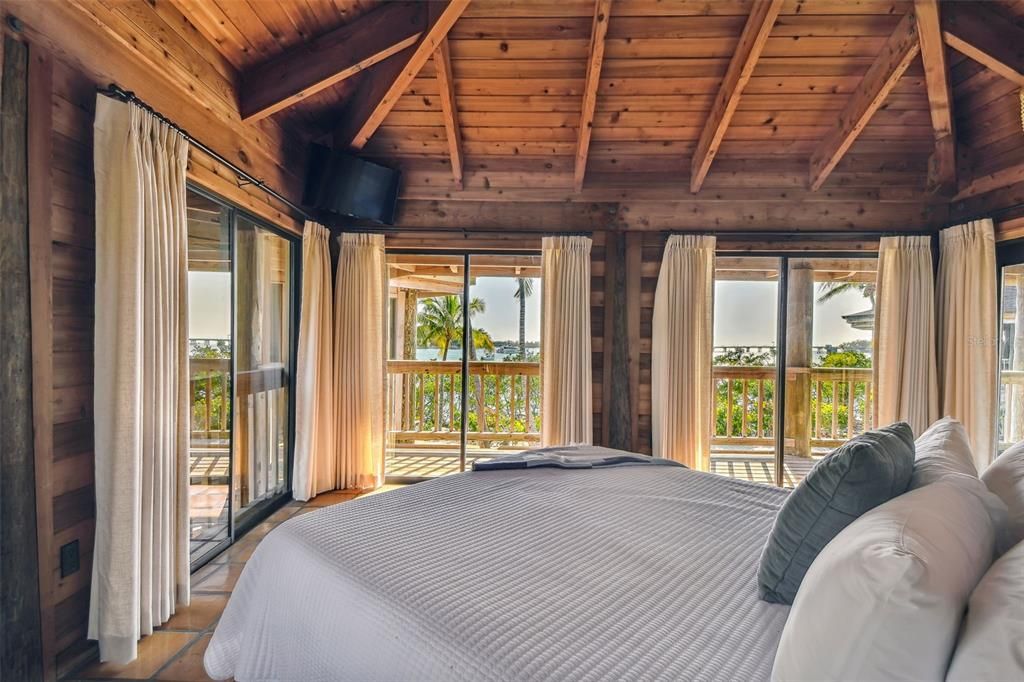 В аренду: $40,000 (5 спален, 5 ванн, 3503 Квадратных фут)