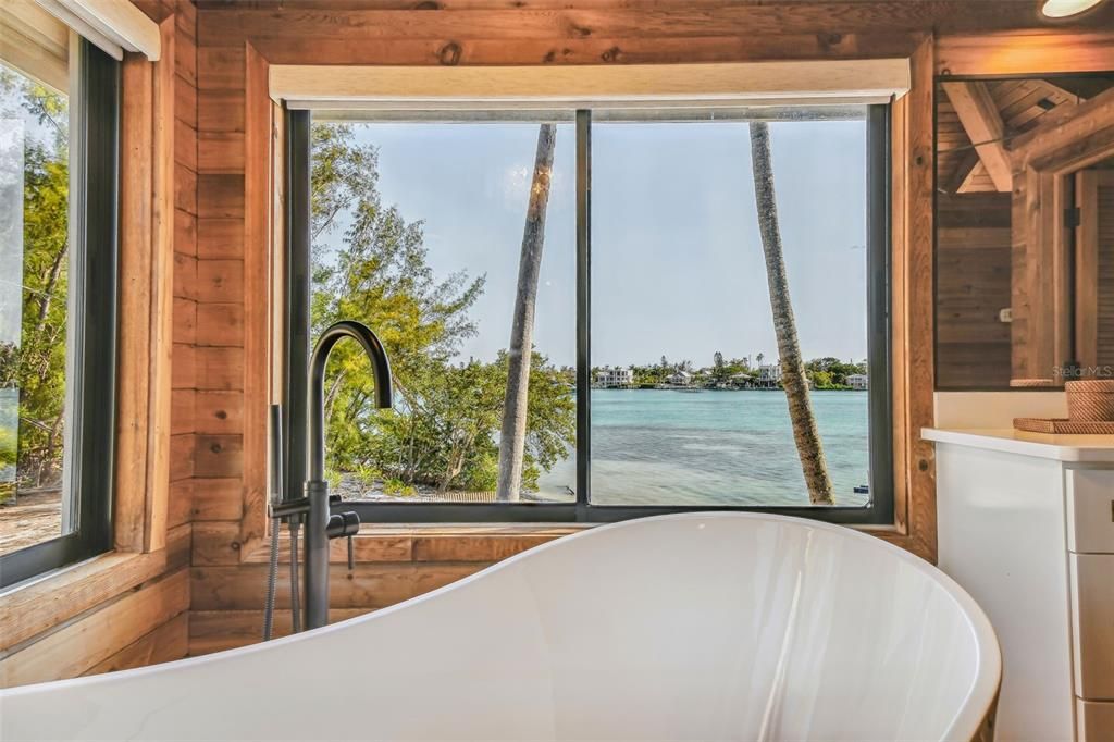 В аренду: $40,000 (5 спален, 5 ванн, 3503 Квадратных фут)