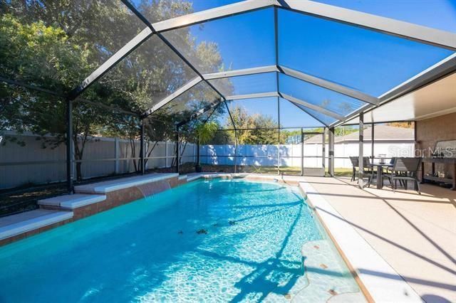 For Sale: $425,000 (4 beds, 2 baths, 2312 Square Feet)