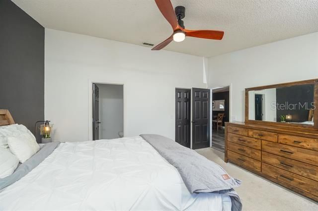 For Sale: $425,000 (4 beds, 2 baths, 2312 Square Feet)