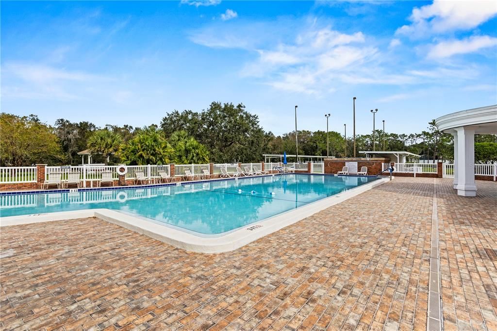 Activo con contrato: $189,900 (2 camas, 2 baños, 1224 Pies cuadrados)
