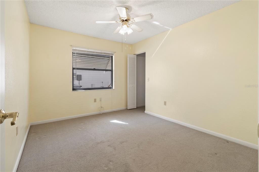 Activo con contrato: $189,900 (2 camas, 2 baños, 1224 Pies cuadrados)