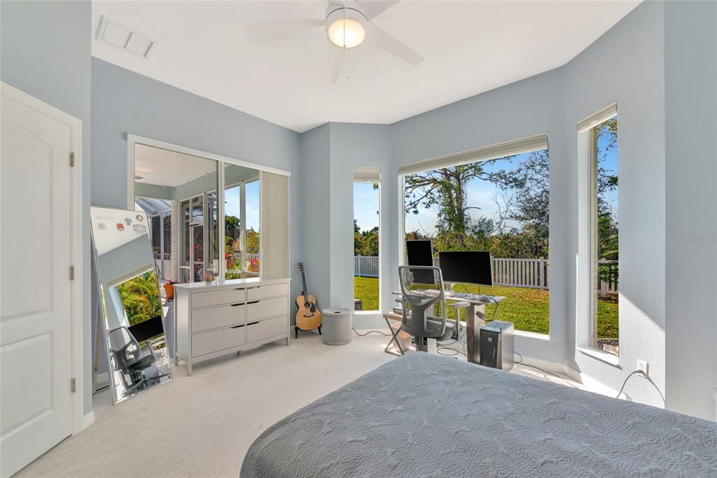 待售: $735,000 (4 贝兹, 3 浴室, 2498 平方英尺)