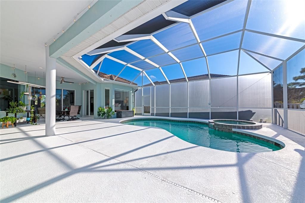 待售: $735,000 (4 贝兹, 3 浴室, 2498 平方英尺)