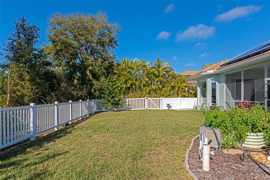 待售: $735,000 (4 贝兹, 3 浴室, 2498 平方英尺)