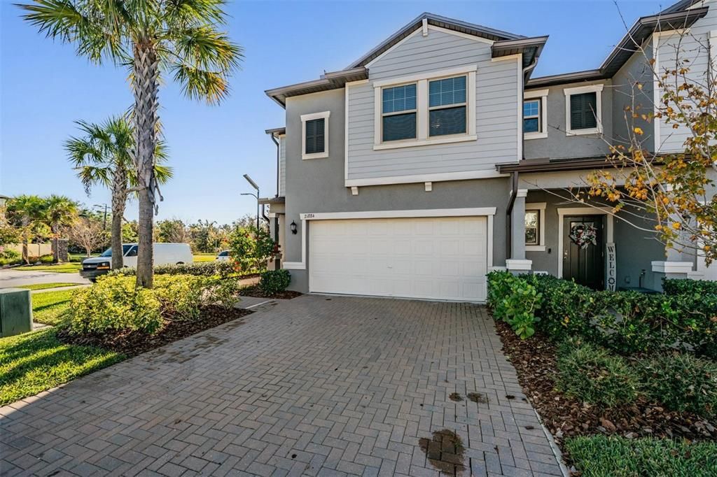 For Sale: $325,000 (3 beds, 2 baths, 1861 Square Feet)