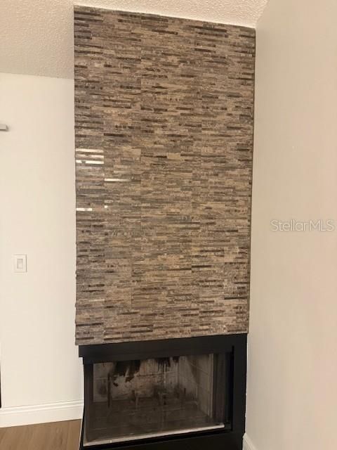 На продажу: $174,500 (2 спален, 2 ванн, 960 Квадратных фут)