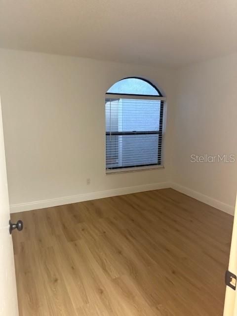 На продажу: $174,500 (2 спален, 2 ванн, 960 Квадратных фут)