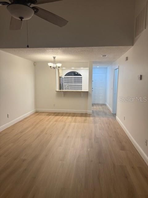 На продажу: $174,500 (2 спален, 2 ванн, 960 Квадратных фут)