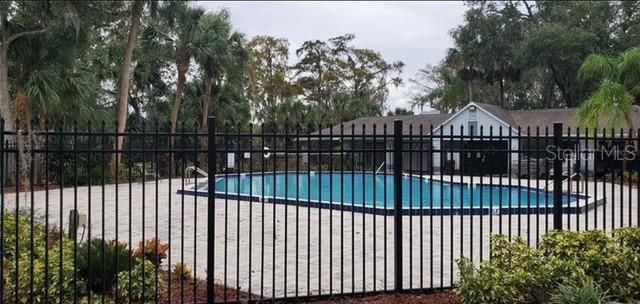 На продажу: $174,500 (2 спален, 2 ванн, 960 Квадратных фут)