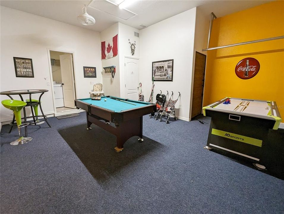 En Venta: $425,000 (4 camas, 3 baños, 1839 Pies cuadrados)