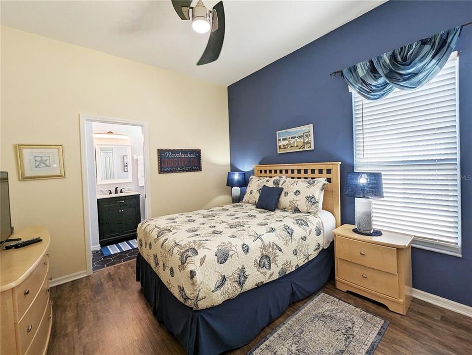 En Venta: $425,000 (4 camas, 3 baños, 1839 Pies cuadrados)