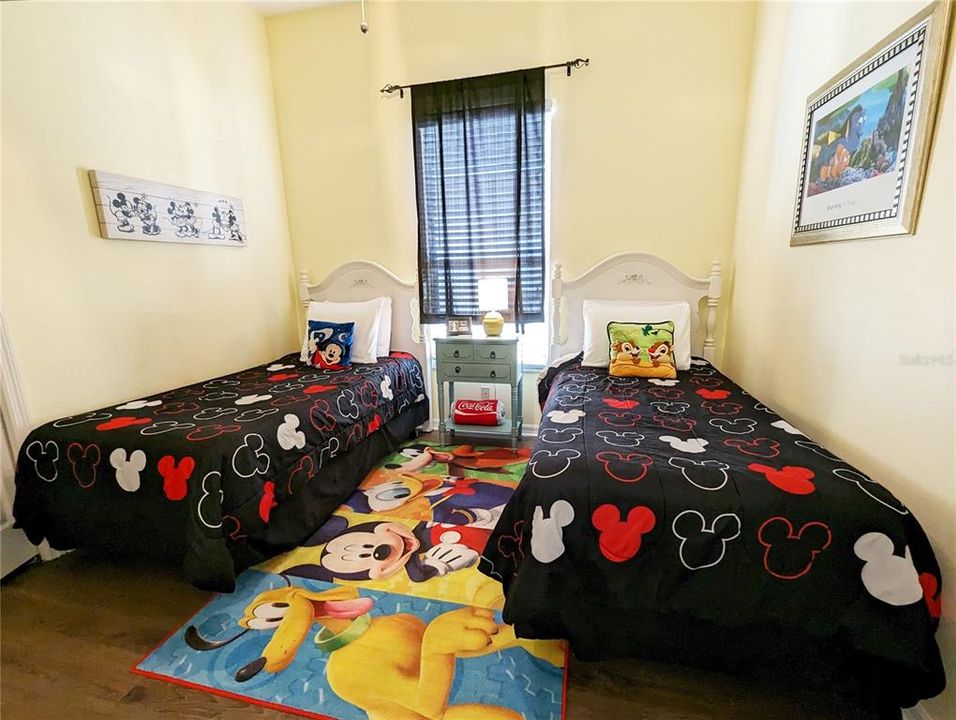 En Venta: $425,000 (4 camas, 3 baños, 1839 Pies cuadrados)