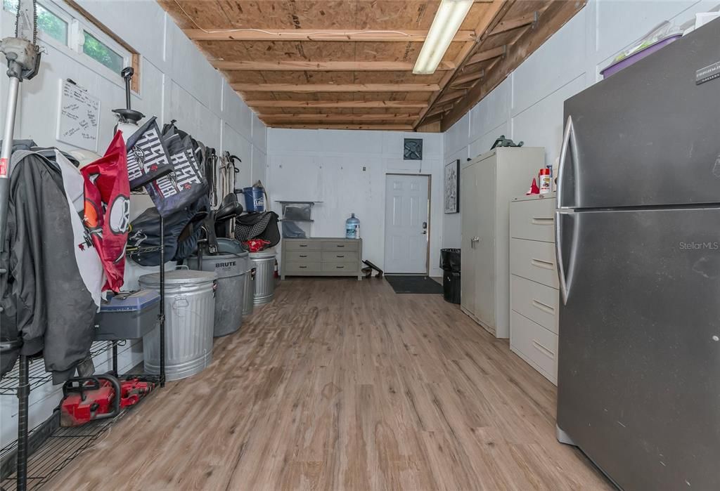 For Sale: $1,575,000 (4 beds, 2 baths, 2499 Square Feet)