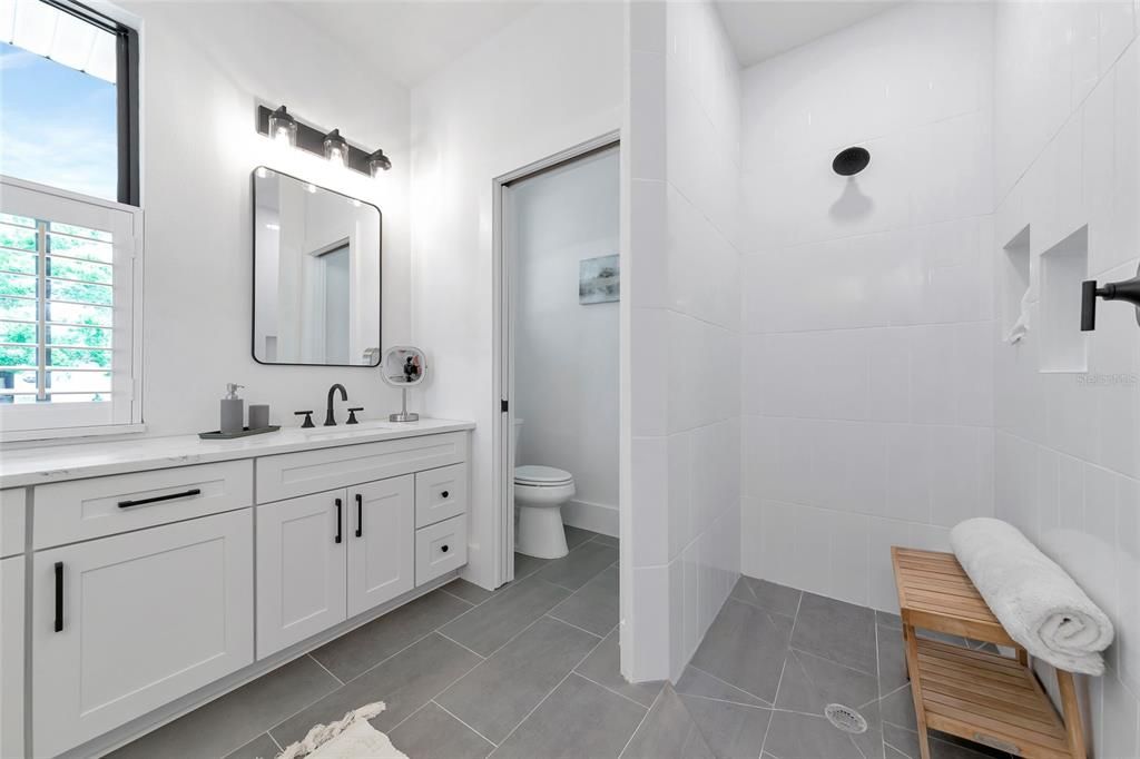 For Sale: $1,575,000 (4 beds, 2 baths, 2499 Square Feet)