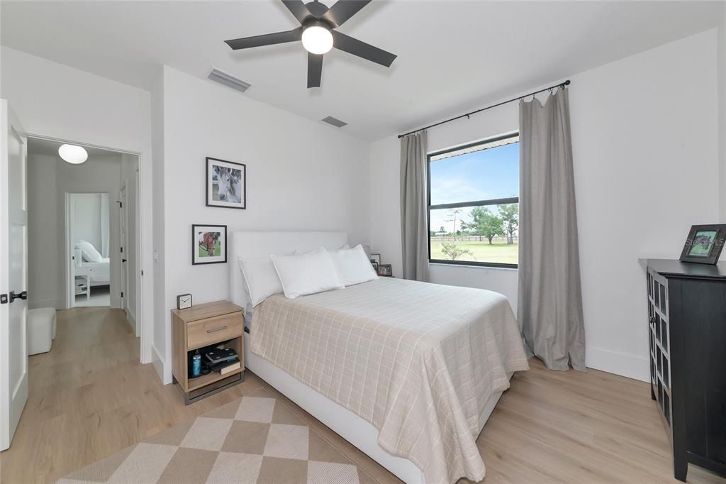 For Sale: $1,575,000 (4 beds, 2 baths, 2499 Square Feet)