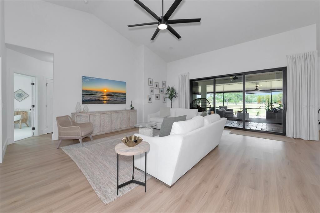 For Sale: $1,575,000 (4 beds, 2 baths, 2499 Square Feet)