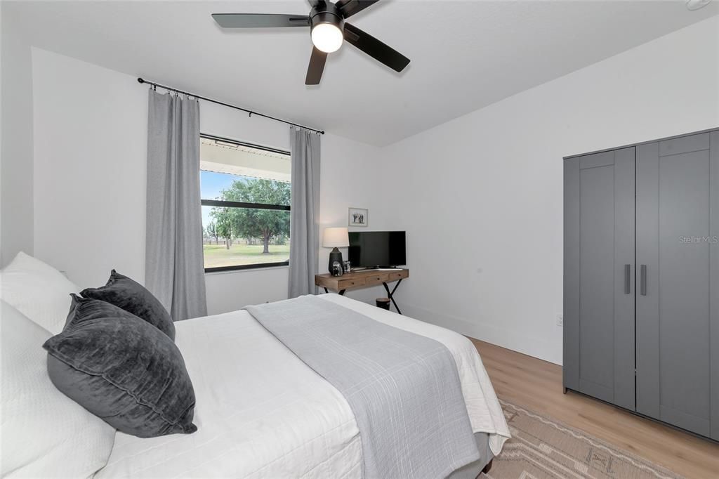 For Sale: $1,575,000 (4 beds, 2 baths, 2499 Square Feet)