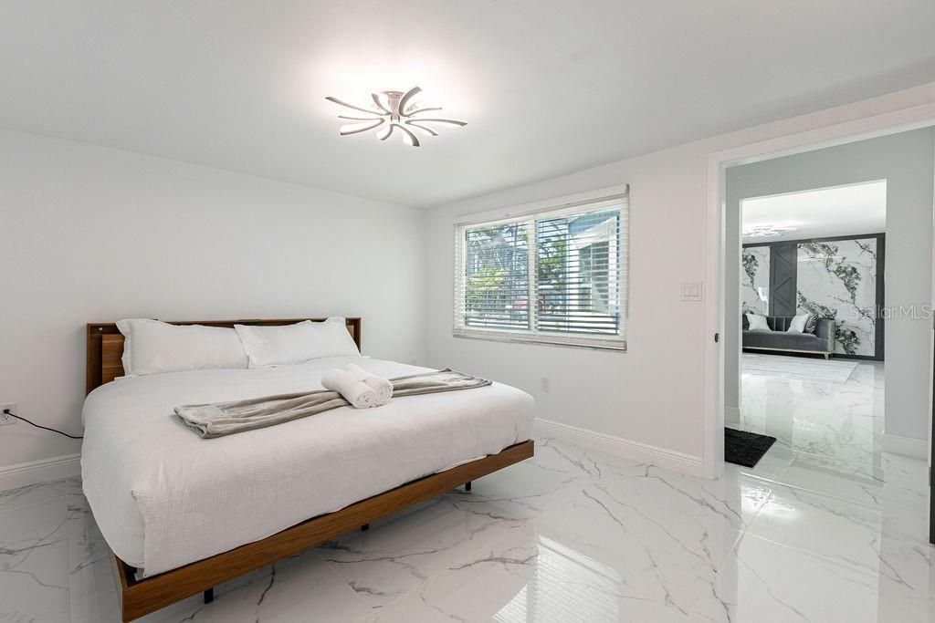 For Sale: $735,000 (4 beds, 3 baths, 1913 Square Feet)