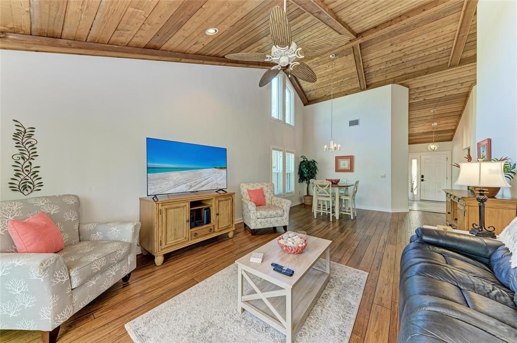 For Sale: $419,000 (3 beds, 2 baths, 1485 Square Feet)