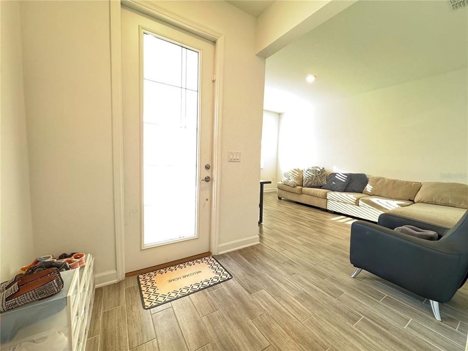 В аренду: $2,900 (3 спален, 2 ванн, 2110 Квадратных фут)