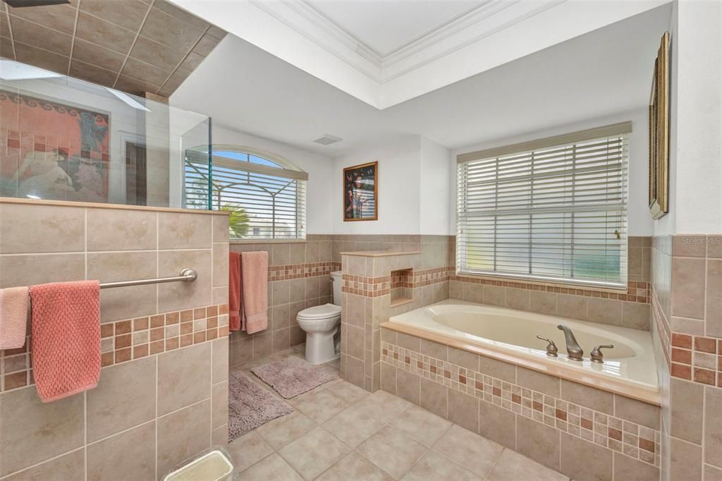 На продажу: $425,000 (3 спален, 2 ванн, 1874 Квадратных фут)