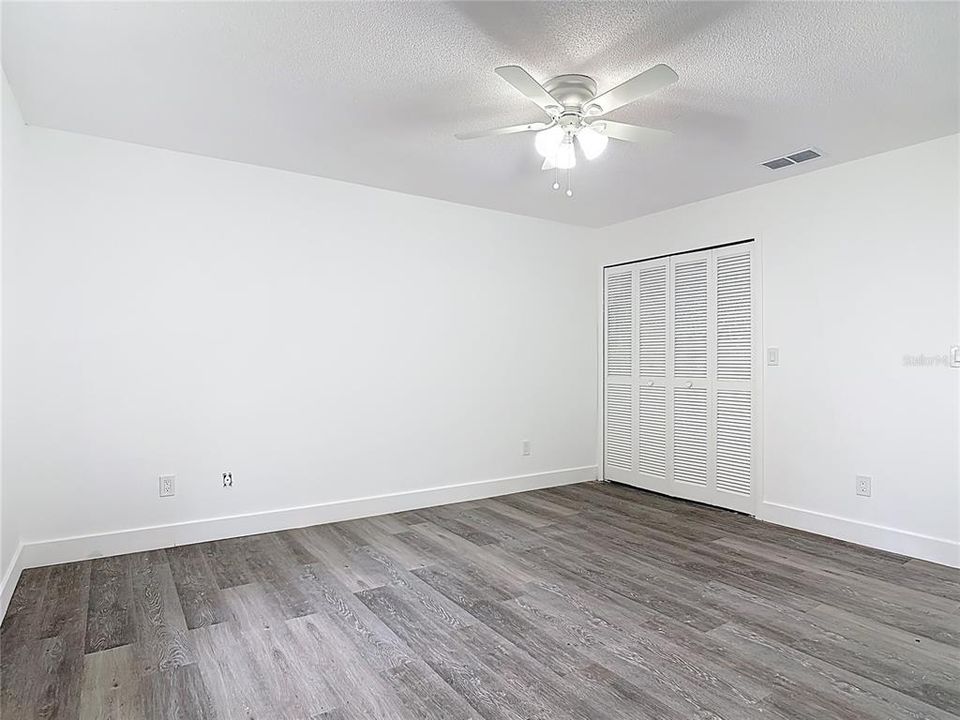 For Sale: $319,000 (3 beds, 2 baths, 1499 Square Feet)