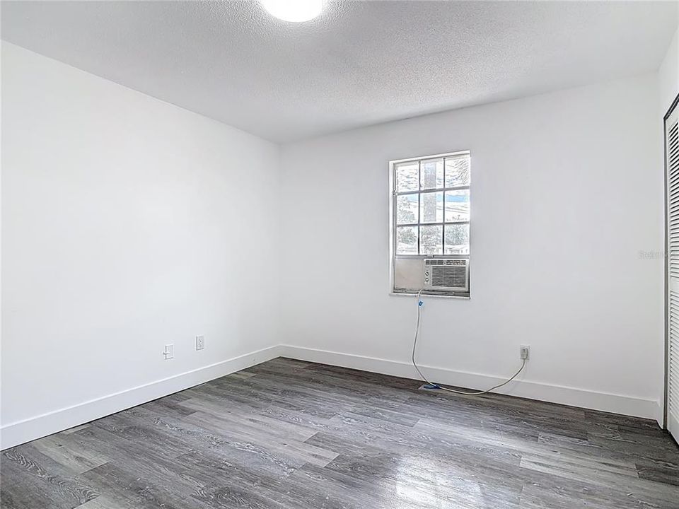 For Sale: $319,000 (3 beds, 2 baths, 1499 Square Feet)