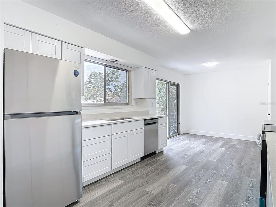 For Sale: $319,000 (3 beds, 2 baths, 1499 Square Feet)