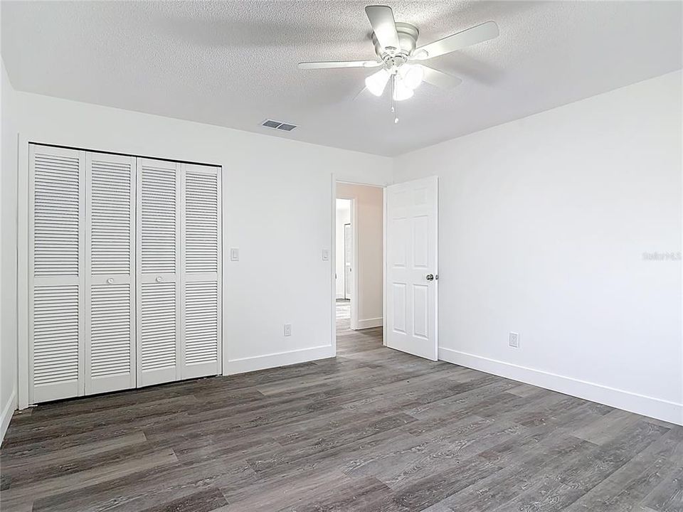 For Sale: $319,000 (3 beds, 2 baths, 1499 Square Feet)