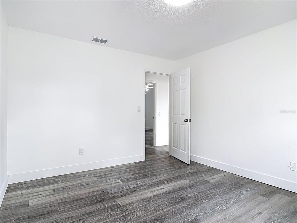 For Sale: $319,000 (3 beds, 2 baths, 1499 Square Feet)