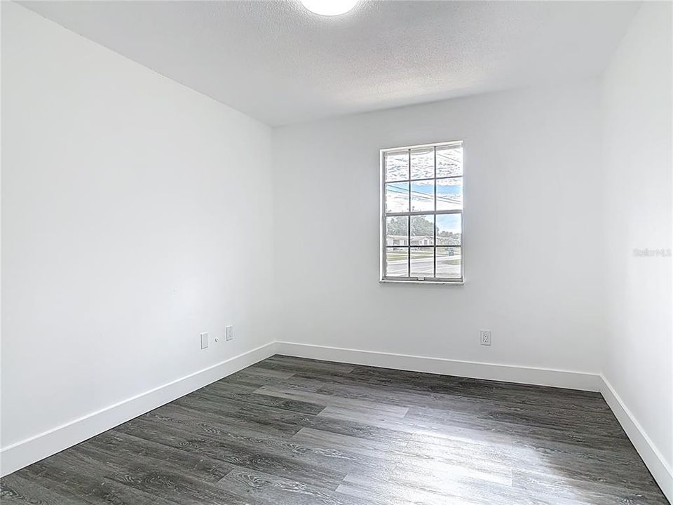 For Sale: $319,000 (3 beds, 2 baths, 1499 Square Feet)