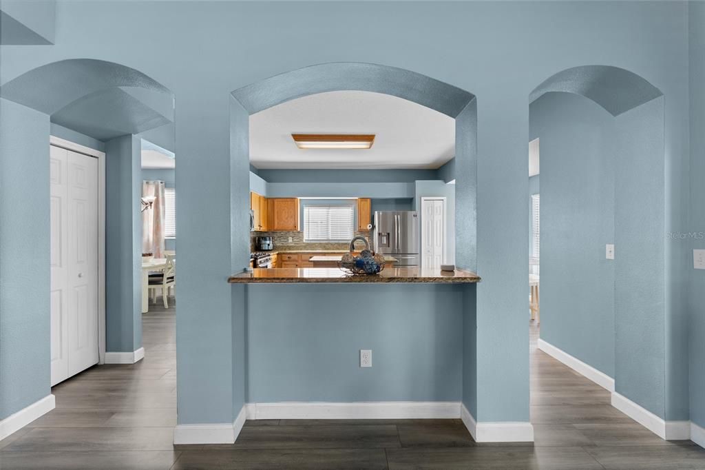 For Sale: $525,000 (6 beds, 3 baths, 3125 Square Feet)