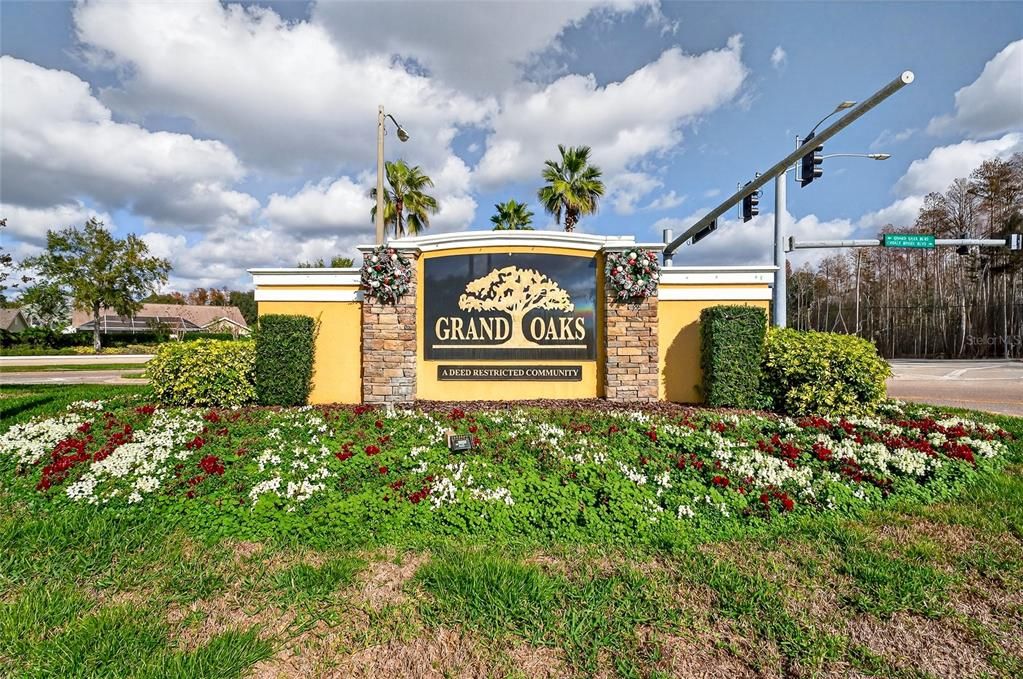 For Sale: $525,000 (6 beds, 3 baths, 3125 Square Feet)