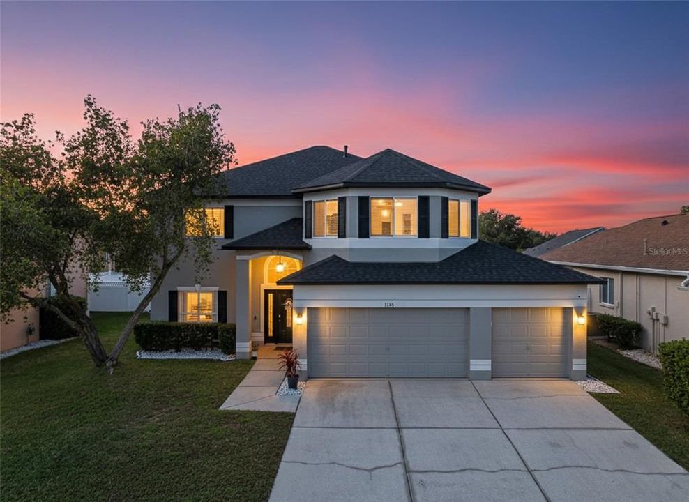 For Sale: $525,000 (6 beds, 3 baths, 3125 Square Feet)