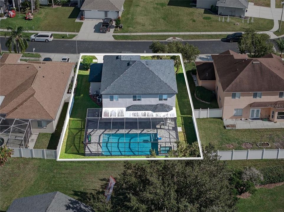 For Sale: $525,000 (6 beds, 3 baths, 3125 Square Feet)