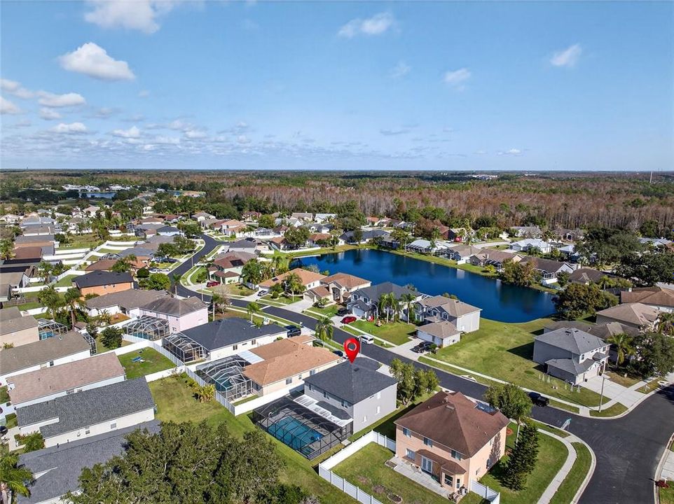 For Sale: $525,000 (6 beds, 3 baths, 3125 Square Feet)