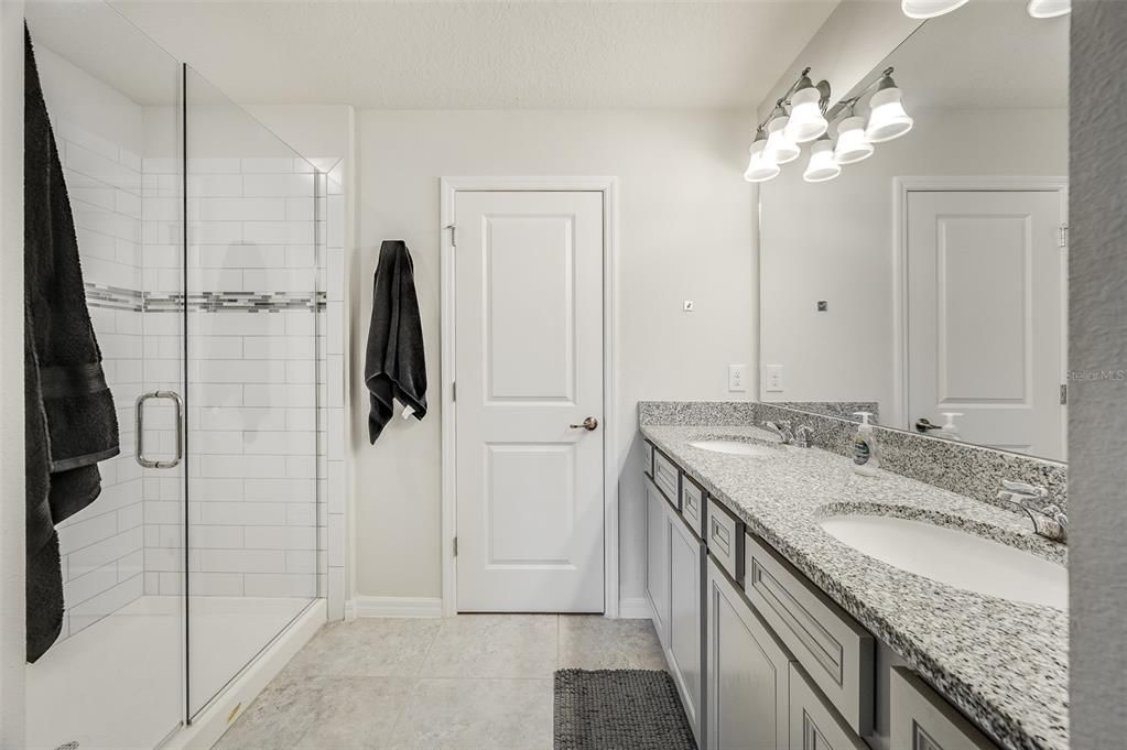 В аренду: $2,990 (4 спален, 3 ванн, 1809 Квадратных фут)