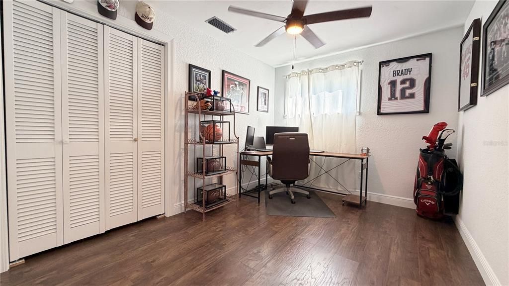 待售: $550,000 (4 贝兹, 3 浴室, 1788 平方英尺)