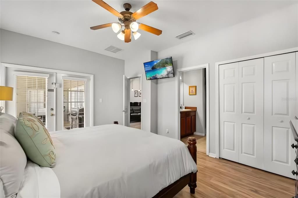 En Venta: $599,900 (6 camas, 6 baños, 3366 Pies cuadrados)